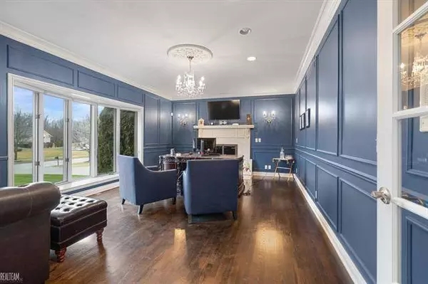 54564 Queensborough, Shelby Twp, MI 48315