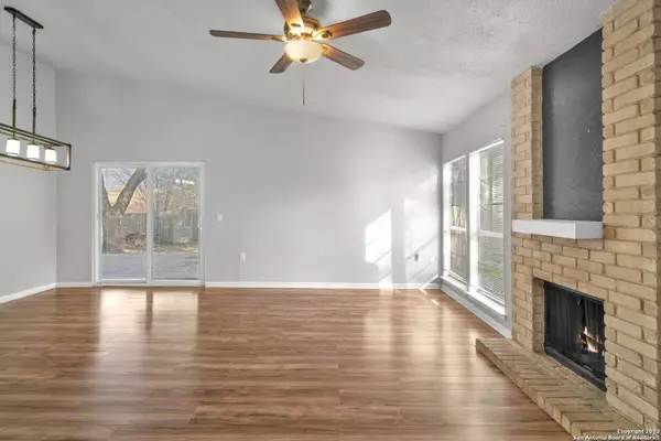 8707 Sleepy Meadows, Converse, TX 78109