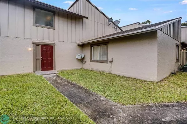 5864 NW 21st Street #45-A, Lauderhill, FL 33313