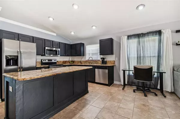 13923 CHALK HILL PL, Riverview, FL 33579