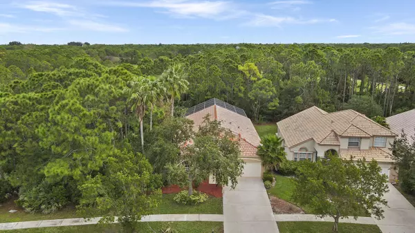 7159 SE Twin Oaks CIR, Stuart, FL 34997