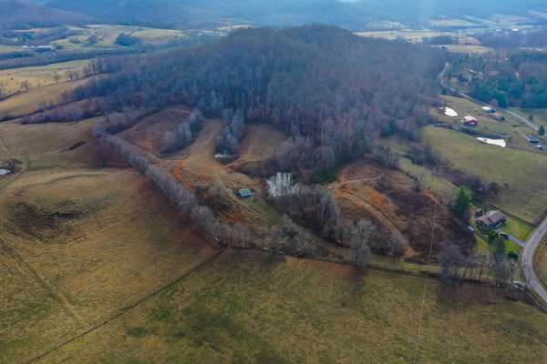 4030 Mount Salem RD, Hustonville, KY 40437