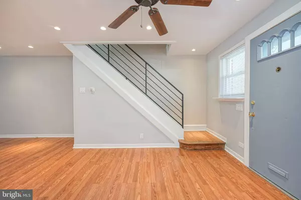 880 BRIDGE ST, Philadelphia, PA 19124