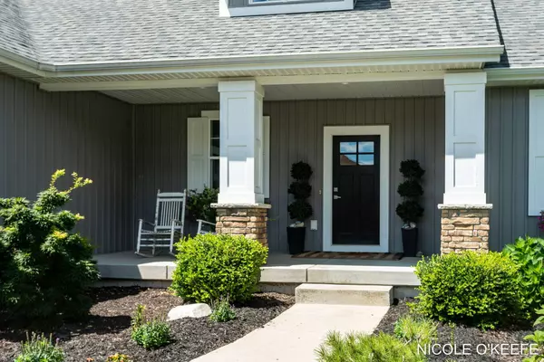 8033 Lionel SW Drive, Byron Center, MI 49315