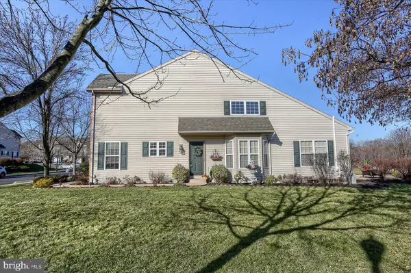 1120 CROSS CREEK DR, Mechanicsburg, PA 17050