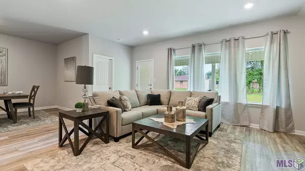 32141 DEVAN TRAILS, Denham Springs, LA 70726