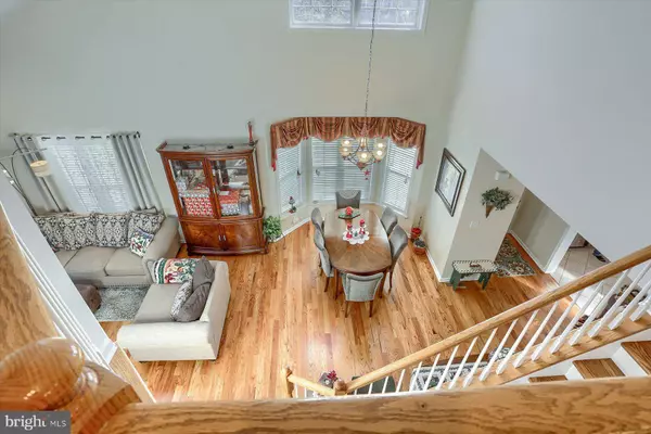 1120 CROSS CREEK DR, Mechanicsburg, PA 17050