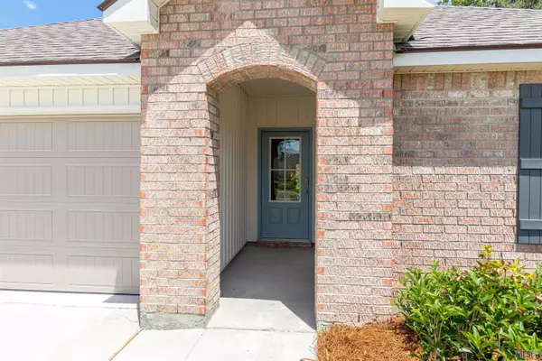 32141 DEVAN TRAILS, Denham Springs, LA 70726