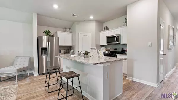 32141 DEVAN TRAILS, Denham Springs, LA 70726