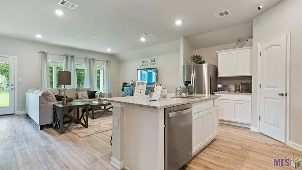 32141 DEVAN TRAILS, Denham Springs, LA 70726