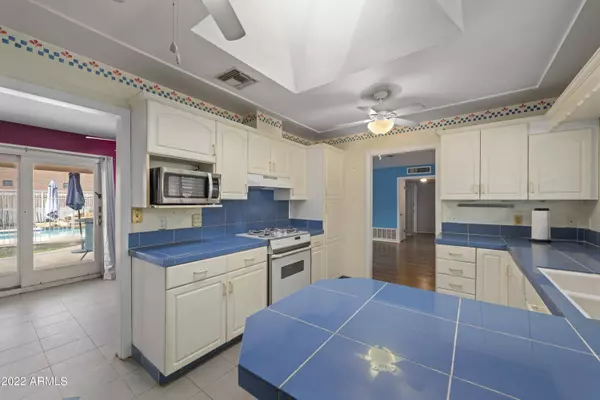 3446 N 47TH Street, Phoenix, AZ 85018