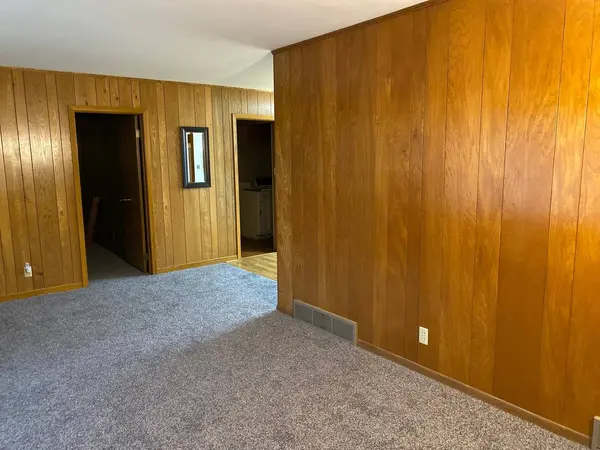 104 Red Bud DR, Joliet, IL 60433