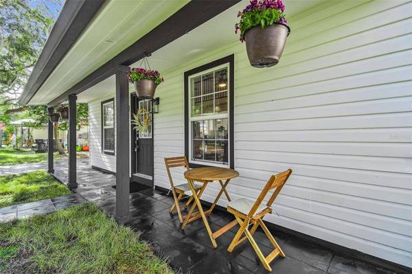 6315 S SELBOURNE AVE, Tampa, FL 33611