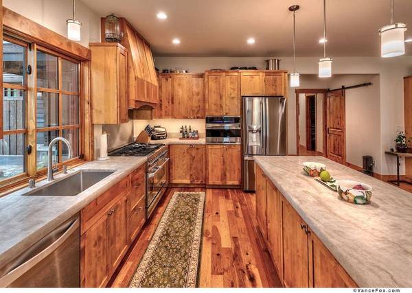 11082 Meek Court, Truckee, CA 96161-0000