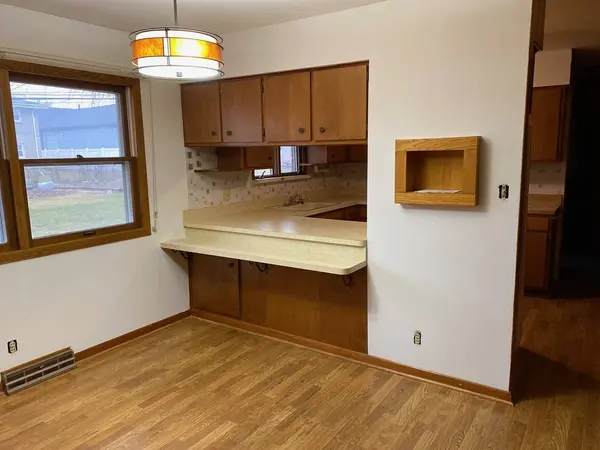 104 Red Bud DR, Joliet, IL 60433