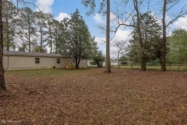 379 Fox Creek Drive, Haughton, LA 71037
