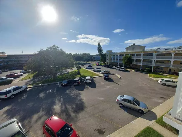 2320 BRISBANE ST #58, Clearwater, FL 33763