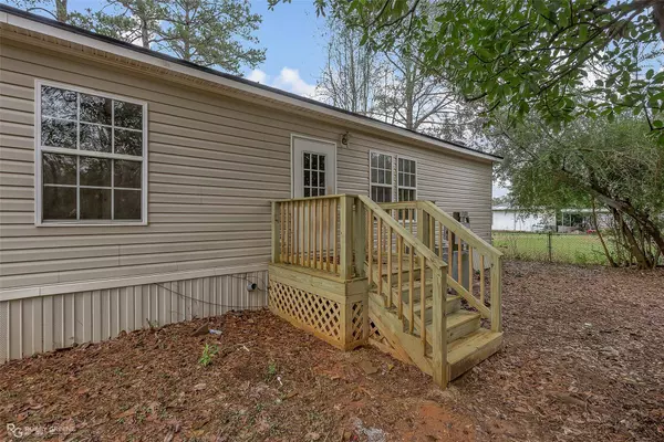 379 Fox Creek Drive, Haughton, LA 71037