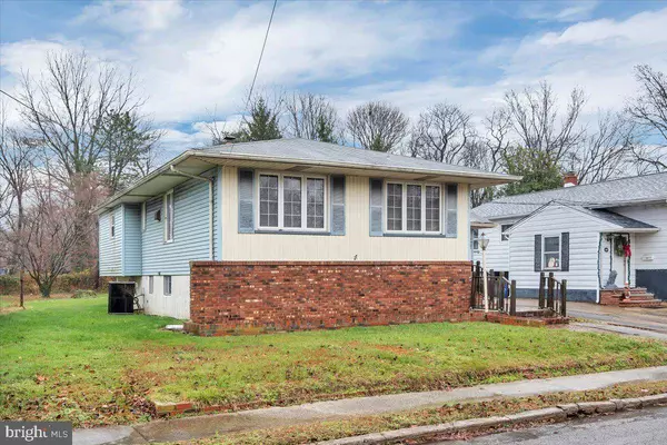 42 CORNELL AVE, Gloucester City, NJ 08030