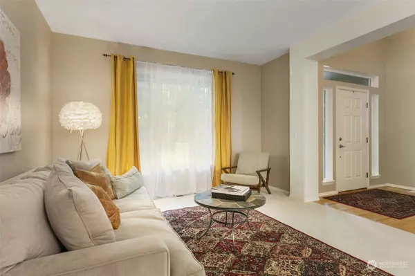 16092 Cassie PL NW, Poulsbo, WA 98370