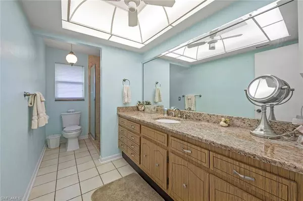 2322 SE 10th PL, Cape Coral, FL 33990