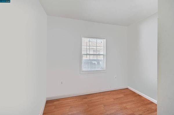 5480 Bancroft Ave, Oakland, CA 94601