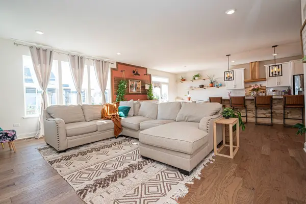 3629 Eldorado RD, Elgin, IL 60124