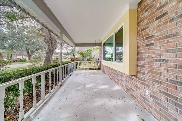 9067 CYPRESS TRL, Seminole, FL 33777