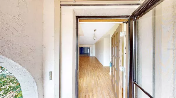 1365 WHISKEY CREEK DR, Fort Myers, FL 33919