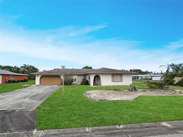 1365 WHISKEY CREEK DR, Fort Myers, FL 33919