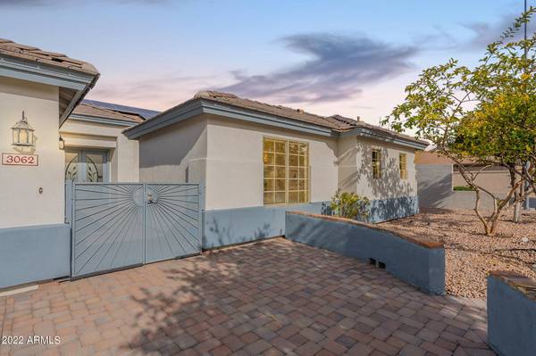 3062 E HALE Street, Mesa, AZ 85213