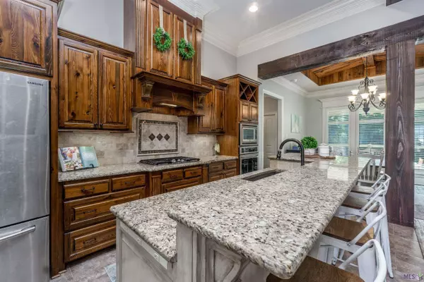 16355 PARKER PLACE DR, Prairieville, LA 70769