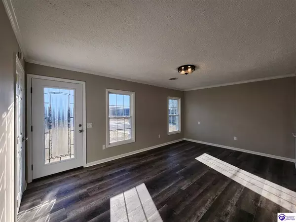 1466 Millerstown Road, Clarkson, KY 42726