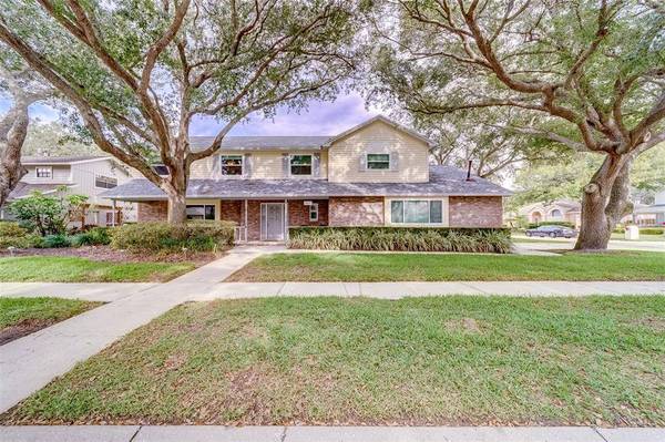 9067 CYPRESS TRL, Seminole, FL 33777