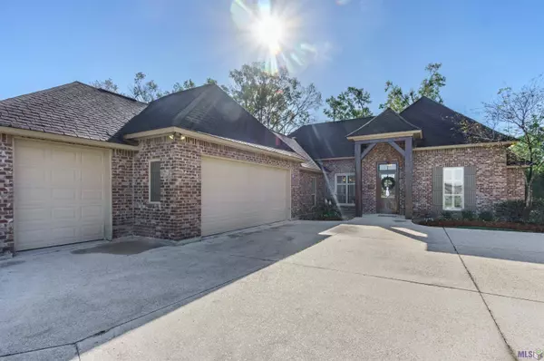 16355 PARKER PLACE DR, Prairieville, LA 70769
