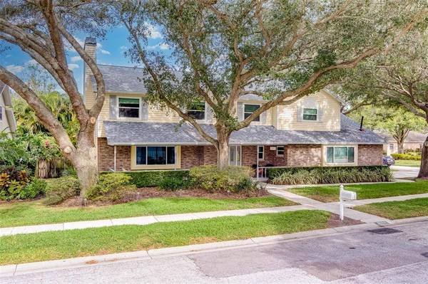 9067 CYPRESS TRL, Seminole, FL 33777