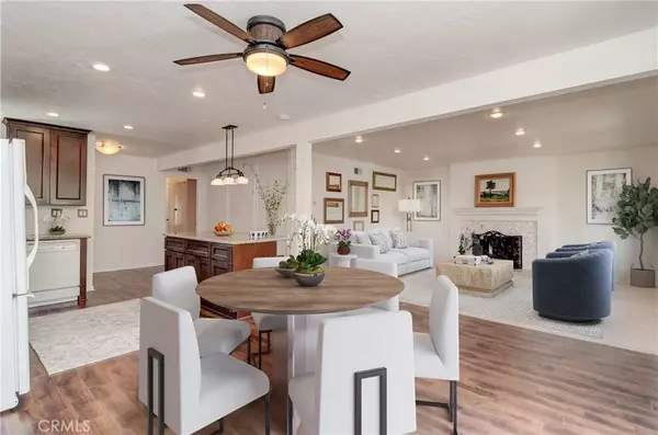 2383 Santa Ana AVE, Costa Mesa, CA 92627