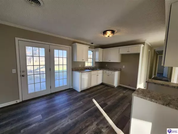 1466 Millerstown Road, Clarkson, KY 42726