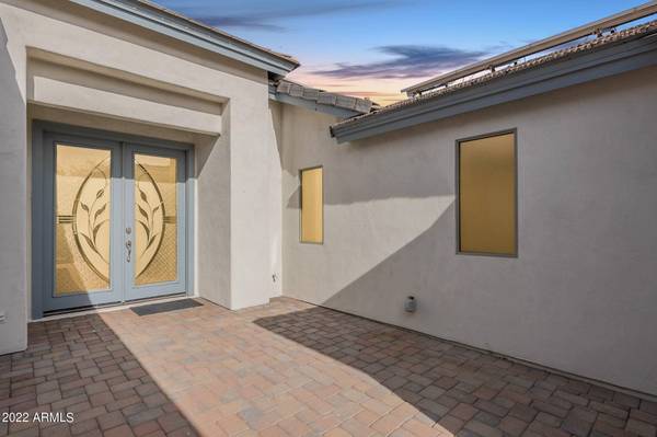 3062 E HALE Street, Mesa, AZ 85213