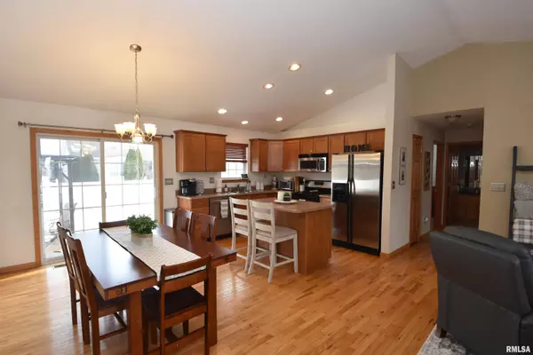 1110 BELSLY WAY, Metamora, IL 61548