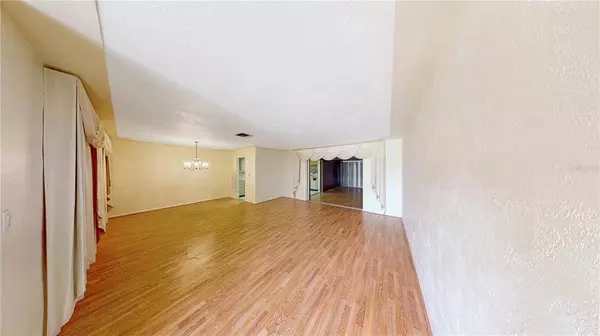 1365 WHISKEY CREEK DR, Fort Myers, FL 33919