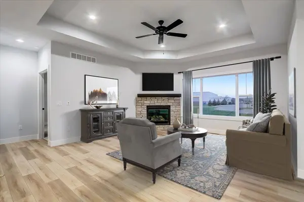 1139 Irene Ct, Waunakee, WI 53597