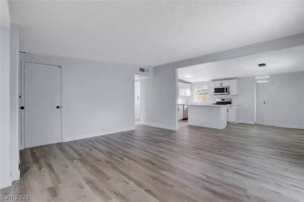 1721 James Street, North Las Vegas, NV 89030