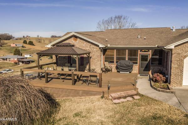 4158 Stansberry Rd, Morristown, TN 37813