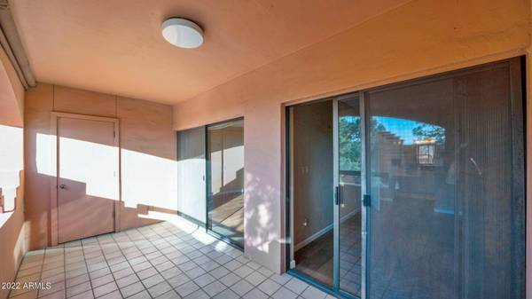 12212 N Paradise Village Parkway S #420, Phoenix, AZ 85032