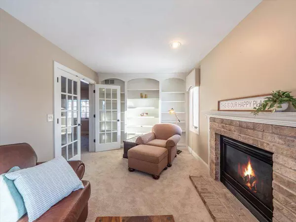 3775 Yellowstone LN N, Plymouth, MN 55446