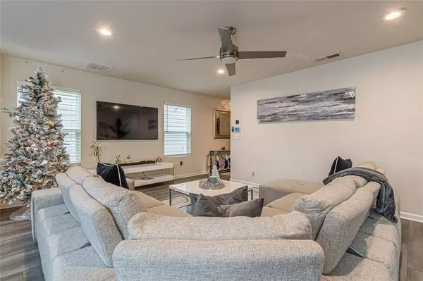 3590 OAKLEAF PASS, Fairburn, GA 30213