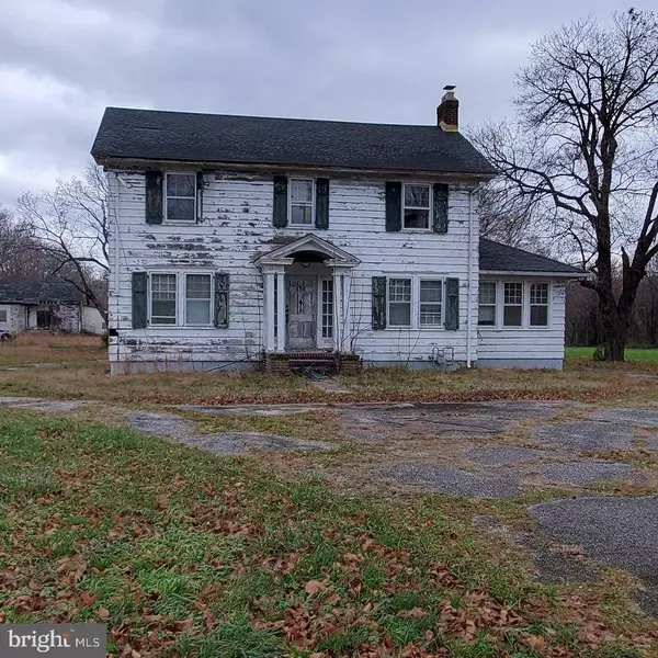 706 E GRANT AVE, Vineland, NJ 08360