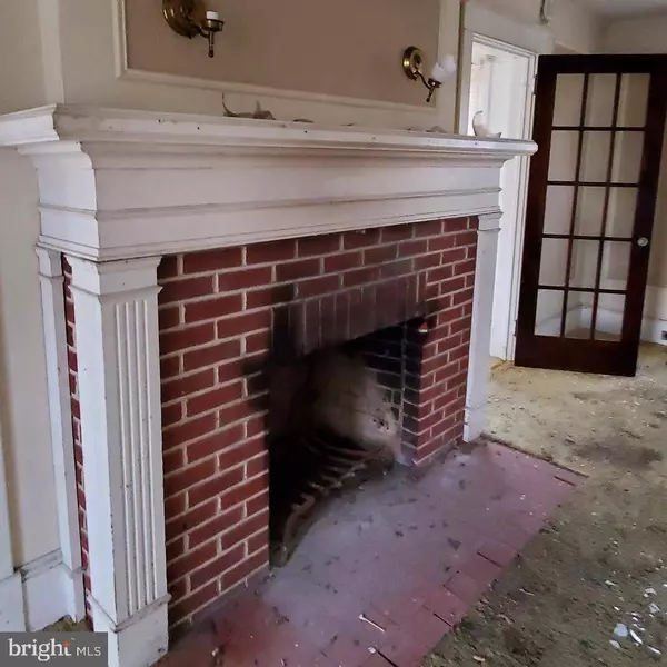 706 E GRANT AVE, Vineland, NJ 08360