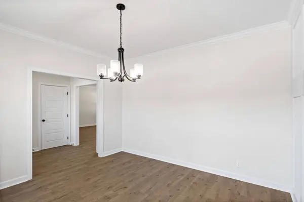 564 Bowden Dr, Clarksville, TN 37043